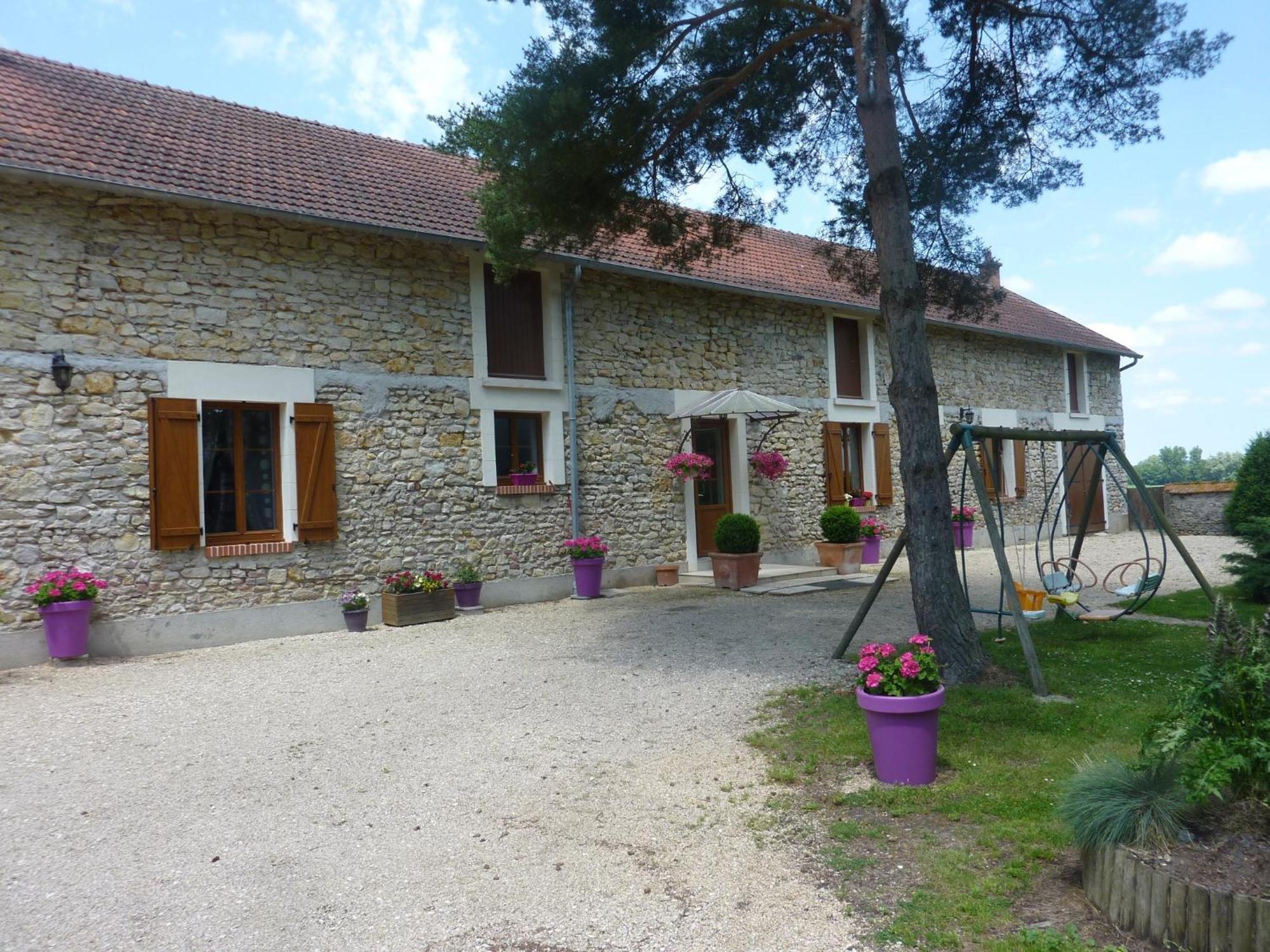Chambres D'Hotes De La Junchere Saint-Hilaire-de-Court ภายนอก รูปภาพ